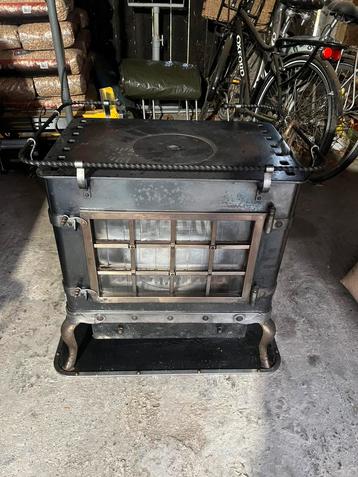 Houtkachel beschikbaar voor biedingen