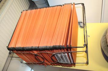 hangmappenrekje beschikbaar voor biedingen