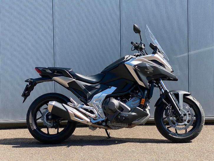 Honda NC750X DCT van 2022 met 10400km / Garantie tot 2027, Motoren, Motoren | Honda, Bedrijf, Toermotor, meer dan 35 kW, 2 cilinders