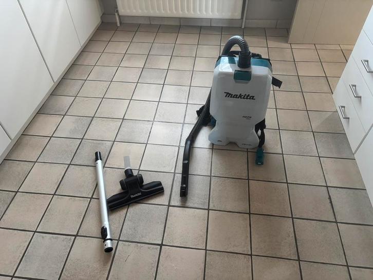 Makita DVC660, Elektronische apparatuur, Stofzuigers, Stofzuiger, Ophalen