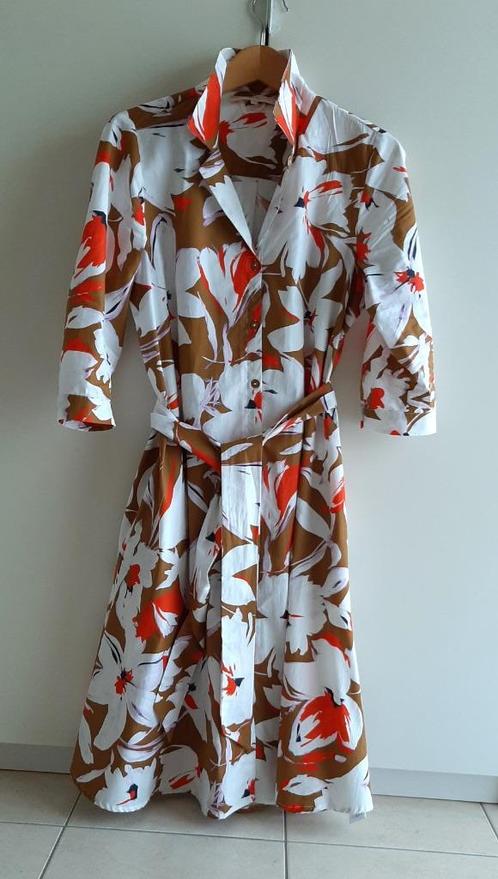 Te koop: Mooie gebloemde zomerjurk van "Comme ça", 42., Kleding | Dames, Jurken, Zo goed als nieuw, Maat 42/44 (L), Blauw, Onder de knie