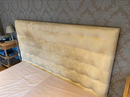 Prachtig hoofdeinde / bedeinde in velours, Huis en Inrichting, Slaapkamer | Matrassen en Bedbodems, Zo goed als nieuw, 200 cm