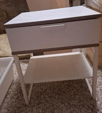 Table de nuit, Enlèvement, Comme neuf