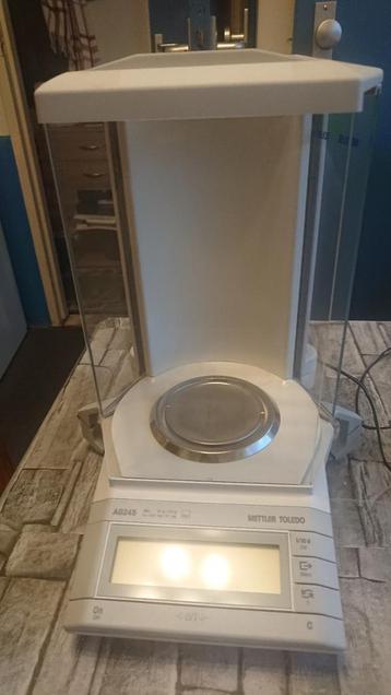 Mettler Toledo AG245 laboratorium weegschaal  beschikbaar voor biedingen