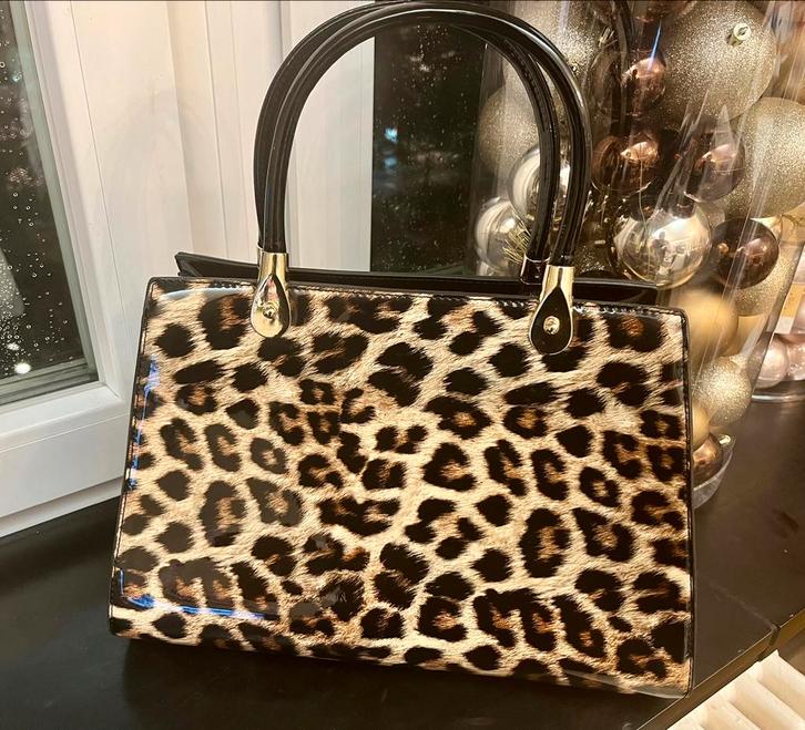 Très chic sac à main, Handtassen en Accessoires, Tassen | Damestassen, Nieuw, Handtas, Bruin, Ophalen of Verzenden