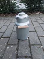 Ancien récipient / pot à lait avec couvercle, Ophalen, Gebruikt, Met deksel