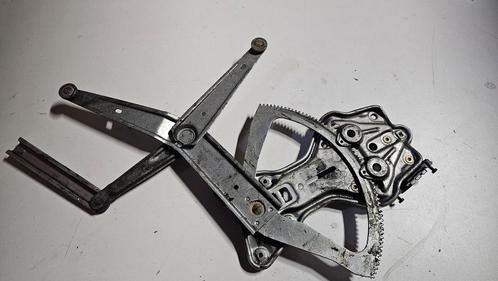 Raammechaniek linksvoor zonder motor BMW 3 serie E30 sedan t, Auto-onderdelen, Ruiten en Toebehoren, BMW, Gebruikt, Ophalen of Verzenden