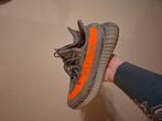 Yeezy 350 v2 Beluga reflective size 41 1/3, Kleding | Heren, Schoenen, Ophalen of Verzenden, Zo goed als nieuw