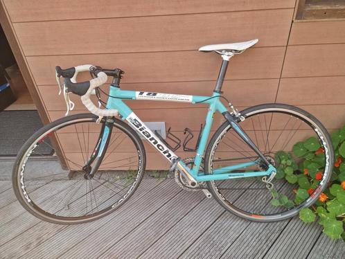 Bianchi 1885 alu hydro carbon racefiets van 2009, Vélos & Vélomoteurs, Vélos | Vélos de course, Utilisé, 15 à 20 vitesses, 26 pouces