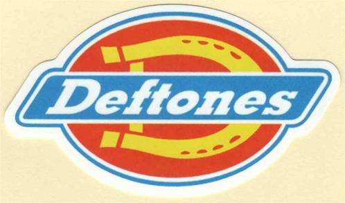 Deftones sticker, Verzamelen, Muziek, Artiesten en Beroemdheden, Nieuw, Verzenden