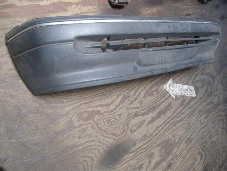 BUMPER VOOR Ford Orion (AFL) (01-1990/12-1993), Auto-onderdelen, Carrosserie, Bumper, Ford, Voor, Gebruikt