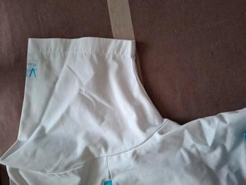 Visie broekpak verzorging te koop dit in large en medium  beschikbaar voor biedingen
