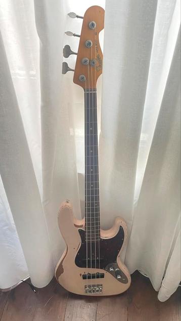 Fender flea bass, Enlèvement, Comme neuf