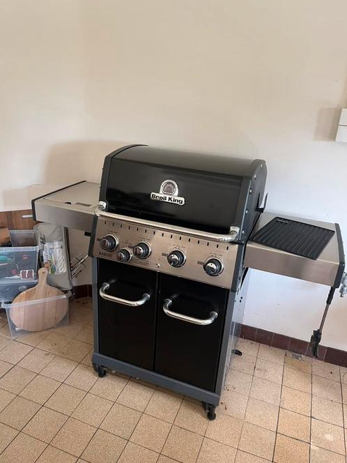 Broil King BARON GAS BBQ met zijbrander, Tuin en Terras, Gasbarbecues, Zo goed als nieuw, Ophalen