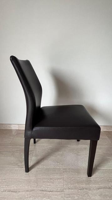 Eetkamerstoelen Bert Plantagie beschikbaar voor biedingen