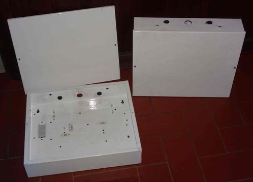 boitiers électriques metalliques, Doe-het-zelf en Bouw, Elektriciteit en Kabels, Zo goed als nieuw, Ophalen of Verzenden