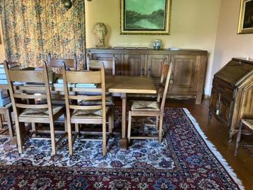 Eiken eetplaats : Tafel, stoelen, Tv-kast en dressoir, Enlèvement, Comme neuf