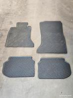 Jeu de 4 tapis de sol en caoutchouc d'origine BMW Série 5, Ophalen, Zo goed als nieuw