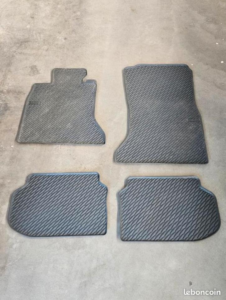 Jeu de 4 tapis de sol en caoutchouc d'origine BMW Série 5, Auto diversen, Automatten, Zo goed als nieuw, Ophalen