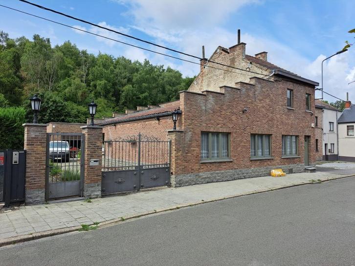 Maison 3 ch + 2 bureaux + 1 entrepôt, Immo, Maisons à vendre, Province de Hainaut, 500 à 1000 m², Habitation avec espace professionnel