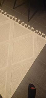 Tapijt 200cmop300cm 2stuk, Huis en Inrichting, Stoffering | Vloerbedekking, Ophalen, Gebruikt, Crème, Tapijt