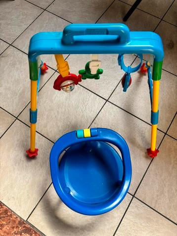 Speeltje en badzitter beschikbaar voor biedingen