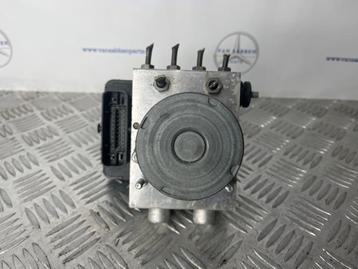 ABS Pomp van een Mercedes Sprinter beschikbaar voor biedingen