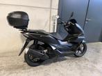 Honda PCX125 met topcase in zeer mooie staat (bj 2022), Motoren, Scooter, Bedrijf, 125 cc, 11 kW of minder