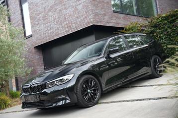 BMW 318 iA Touring LED/LiveCockpit/Carplay/18"M-Velg/PDC beschikbaar voor biedingen
