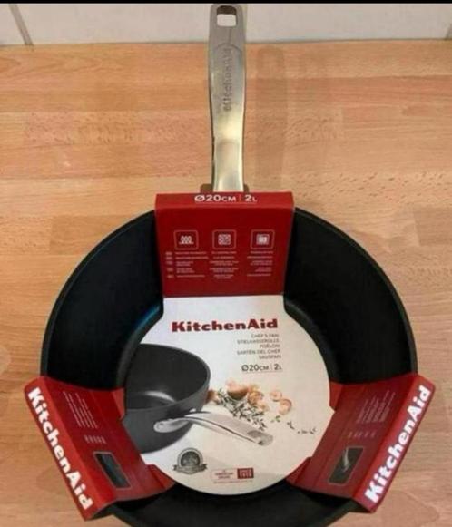KitchenAid sauspan 20cm (2L) NIEUW, Huis en Inrichting, Keuken | Potten en Pannen, Nieuw, Kookpan of Snelkookpan, Aluminium, Inductieplaat