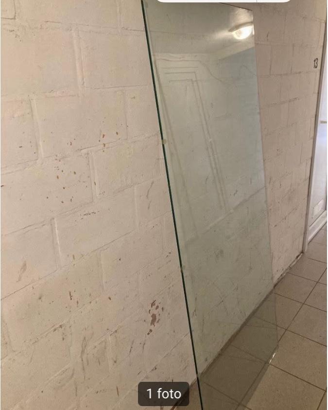 Glazen paneel gratis, Doe-het-zelf en Bouw, Glas en Ramen, Gebruikt, Glasplaat, 160 cm of meer, Minder dan 80 cm, Ophalen