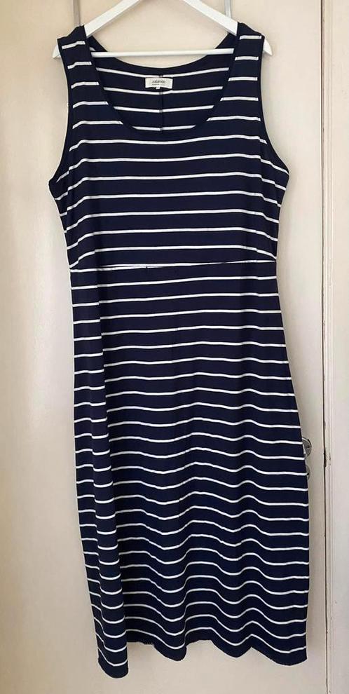 Zalando Essentials Curver sweaterjurk maat 50, Kleding | Dames, Grote Maten, Jurk