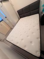 Lit IKEA, taille 140x200, Maison & Meubles, Chambre à coucher | Lits, Enlèvement