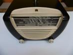 RADIO NSF  DE 1951 TYPE H262U 220volts- BAKELITE ETAT NEUF, Antiquités & Art, Antiquités | TV & Hi-Fi, Envoi