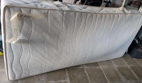 Matras van 90x200 cm — 10€, Huis en Inrichting, Slaapkamer | Matrassen en Bedbodems, Gebruikt, Matras, 90 cm, 200 cm, Ophalen