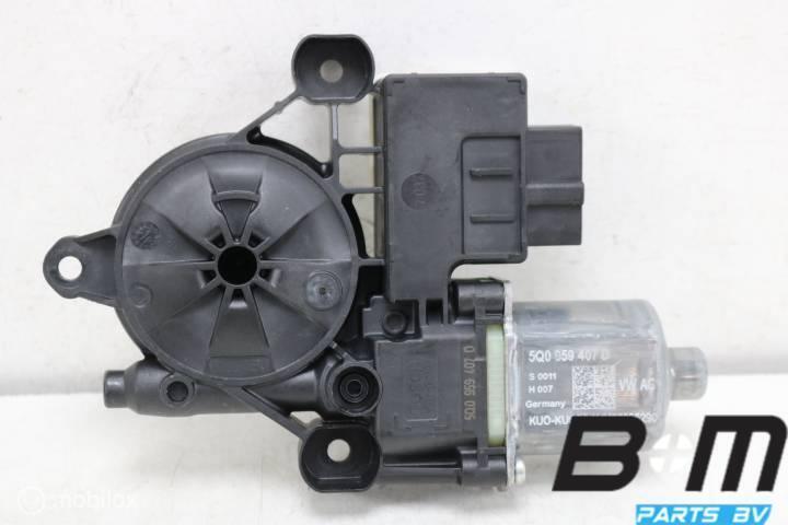 Raammotor linksachter Audi A1 GB 5Q0959407D, Auto-onderdelen, Interieur en Bekleding, Gebruikt