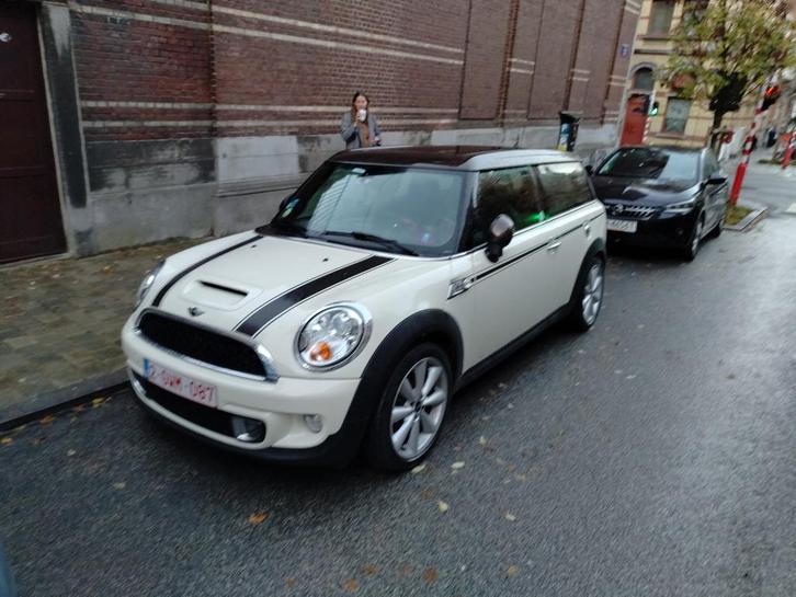 Mini Clubman SD 143 ch Hampton, Autos, Mini, Particulier, Clubman, ABS, Airbags, Air conditionné, Bluetooth, Ordinateur de bord