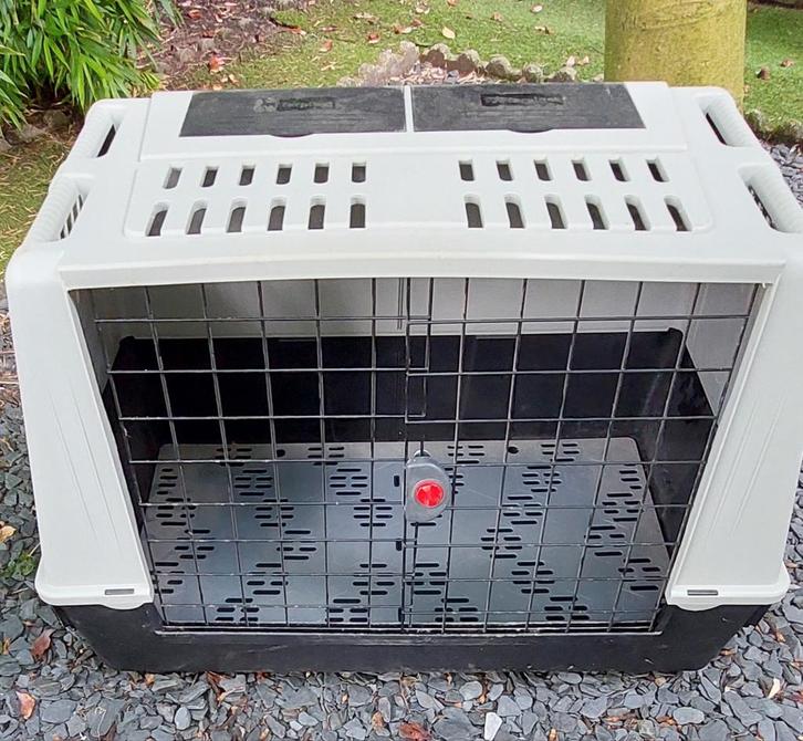 XL hondenvervoersbox, Dieren en Toebehoren, Hondenbenches, Zo goed als nieuw, Ophalen