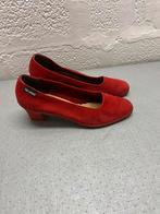 Chaussures Ted Lapidus en daim taille 38,5, Vêtements | Femmes, Comme neuf, Ted lapidus, Rouge