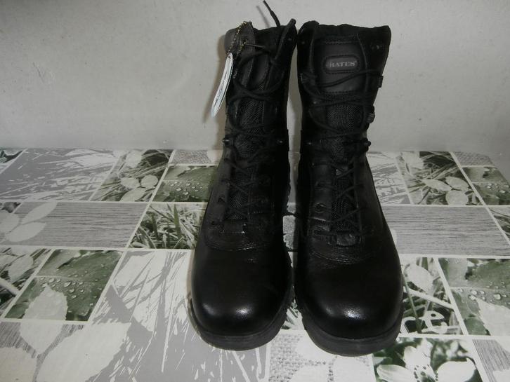 Nieuwe veiligheidslaarzen van Bates, Kleding | Heren, Schoenen, Nieuw, Werkschoenen, Zwart, Ophalen of Verzenden