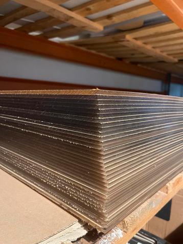 Te koop nieuwe plexiglas platen glashelder  2mm tot 10mm beschikbaar voor biedingen