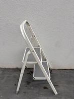 Keuken ladder, Ophalen, Zo goed als nieuw, Ladder, Opvouwbaar of Inschuifbaar