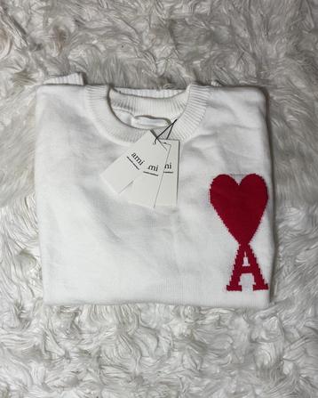 Pull Ami blanco beschikbaar voor biedingen