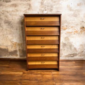 vintage houten schoenkast / klepkast beschikbaar voor biedingen