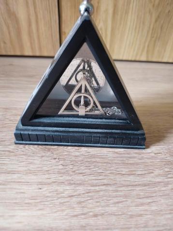 Harry potter deathly hallows necklace