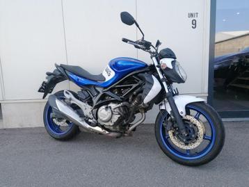 Suzuki sfv650 Gladius ABS EINDEJAARSKORTING! disponible aux enchères