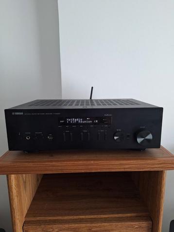 Yamaha R-N402D beschikbaar voor biedingen