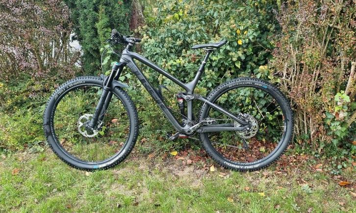Trek fuel 9.8 carbon L, Fietsen en Brommers, Fietsen | Mountainbikes en ATB, Zo goed als nieuw, Heren, Trek, 53 tot 57 cm, Fully