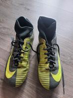 Voetbalschoenen Nike mercurial maat 37, Sports & Fitness, Comme neuf, Enlèvement