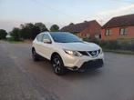 Nissan Qashqai 1.2 BENZINE *PANO DAK*DAB*GPS*360 CAMERA*PAR, Auto's, Voorwielaandrijving, Stof, 4 cilinders, Wit